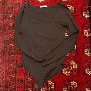 Mangopop Long Sleeve Square Neck Bodysuit